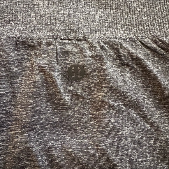 Lululemon Boulevard Bliss Gray Women's Skirt, Size 8 - Picture 6 of 7